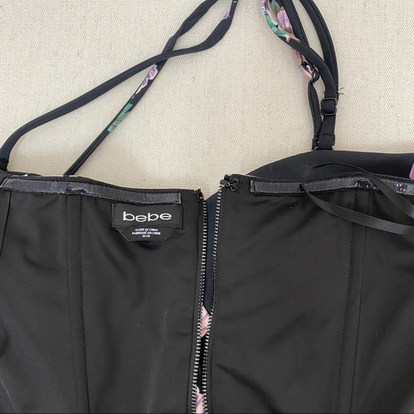 Bebe Off Shoulder Floral Dress - Picture 11 of 13